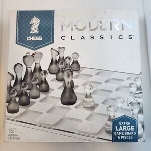 Modern Classic Glass chess set, complete